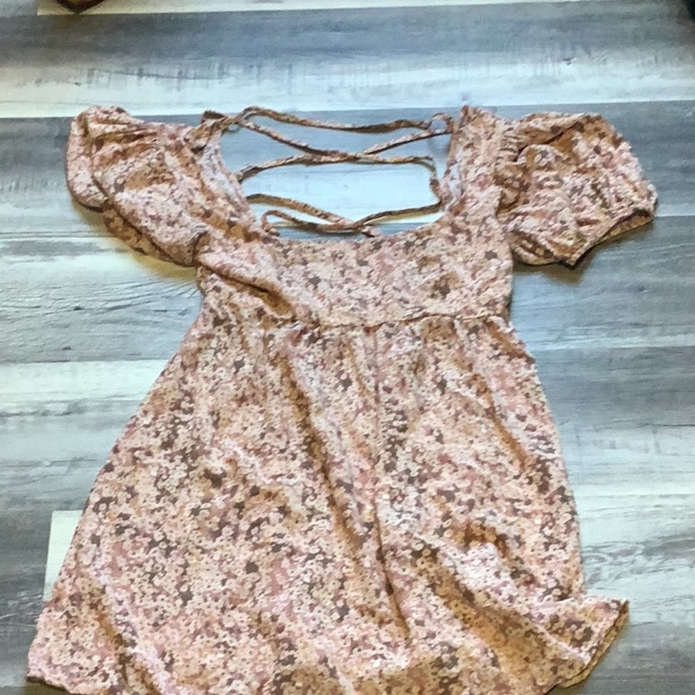 Floral Puff Sleeve Mini Dress - Picture 2 of 9